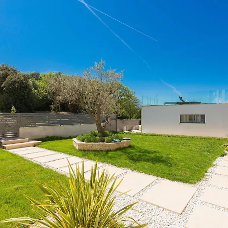 La Mer-1 By Interhome Apartment Stinjan